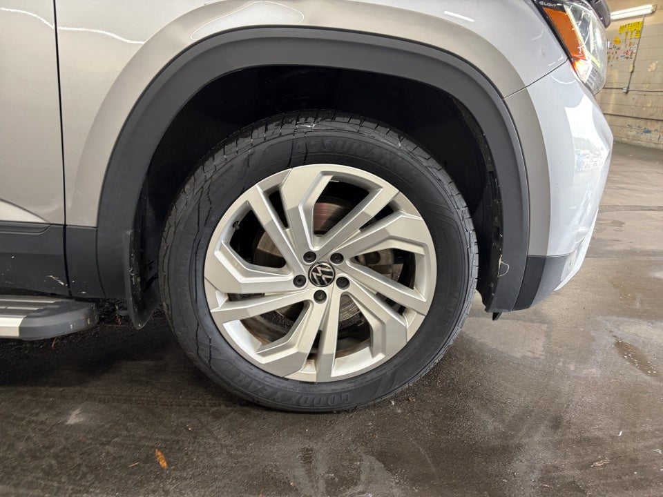 2021 Volkswagen Atlas 3.6L V6 SE w/Technology