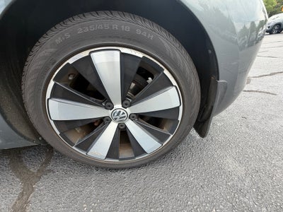 2013 Volkswagen Beetle Convertible 2.0T