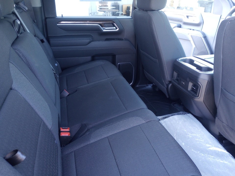 2025 Chevrolet Silverado 2500HD 4WD Crew Cab Standard Bed LT