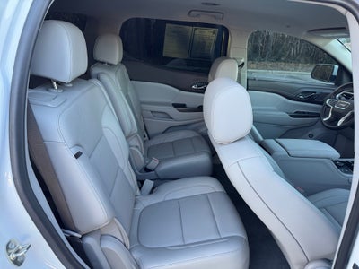 2023 GMC Acadia AWD SLT