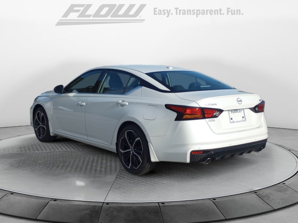 2025 Nissan Altima SR FWD