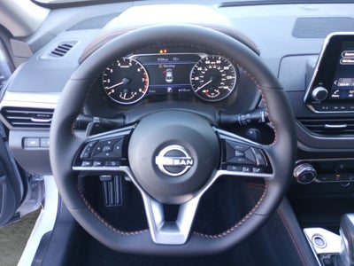 2025 Nissan Altima SR FWD