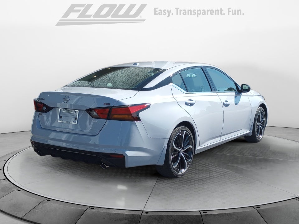 2025 Nissan Altima SR FWD