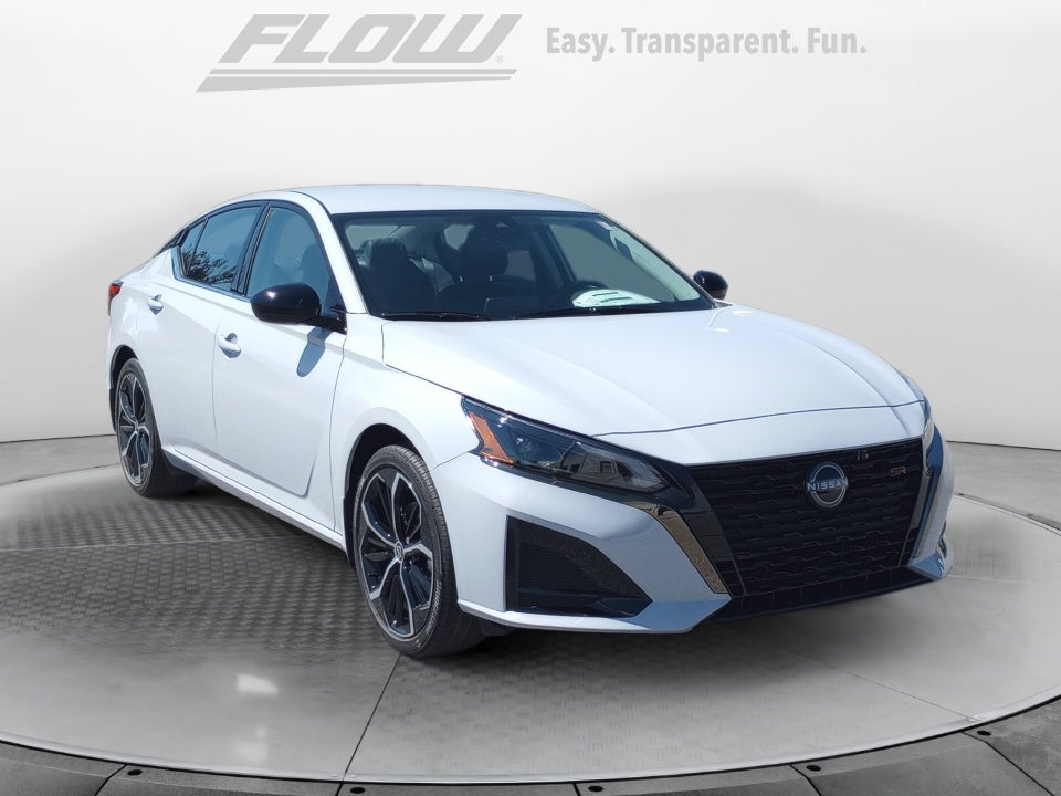 2025 Nissan Altima SR FWD