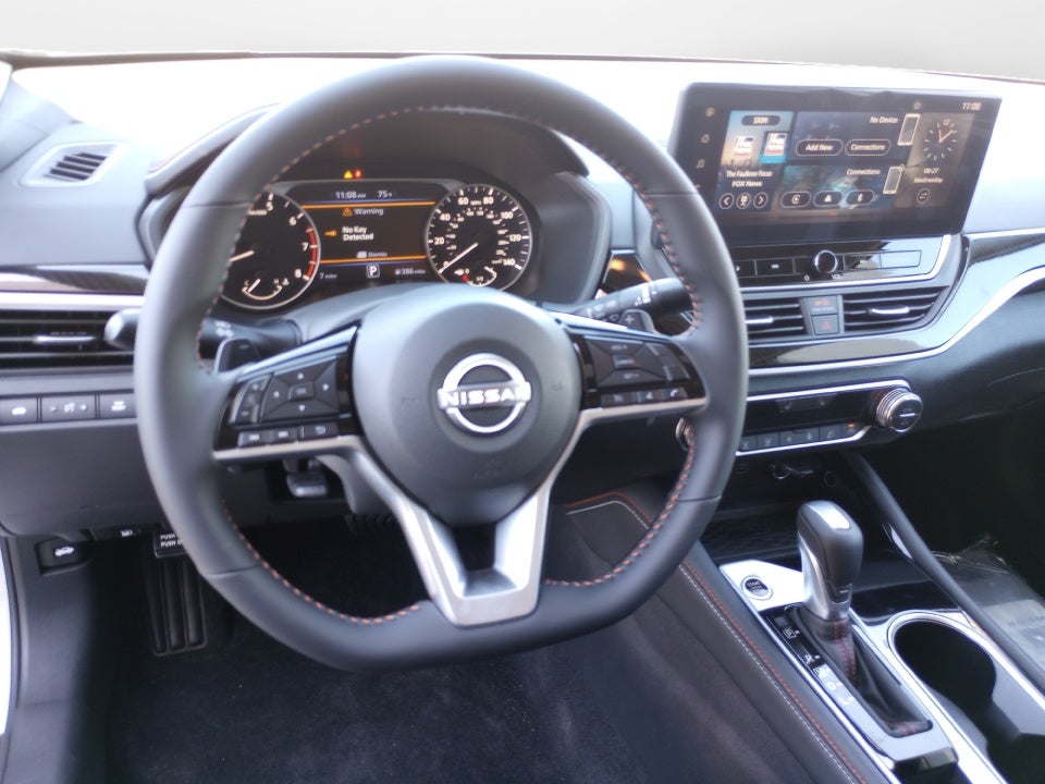 2025 Nissan Altima SR FWD