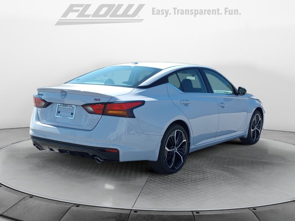 2025 Nissan Altima SR FWD