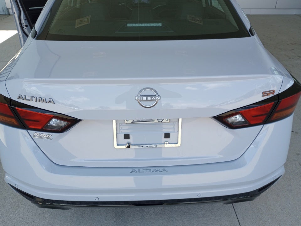 2025 Nissan Altima SR FWD