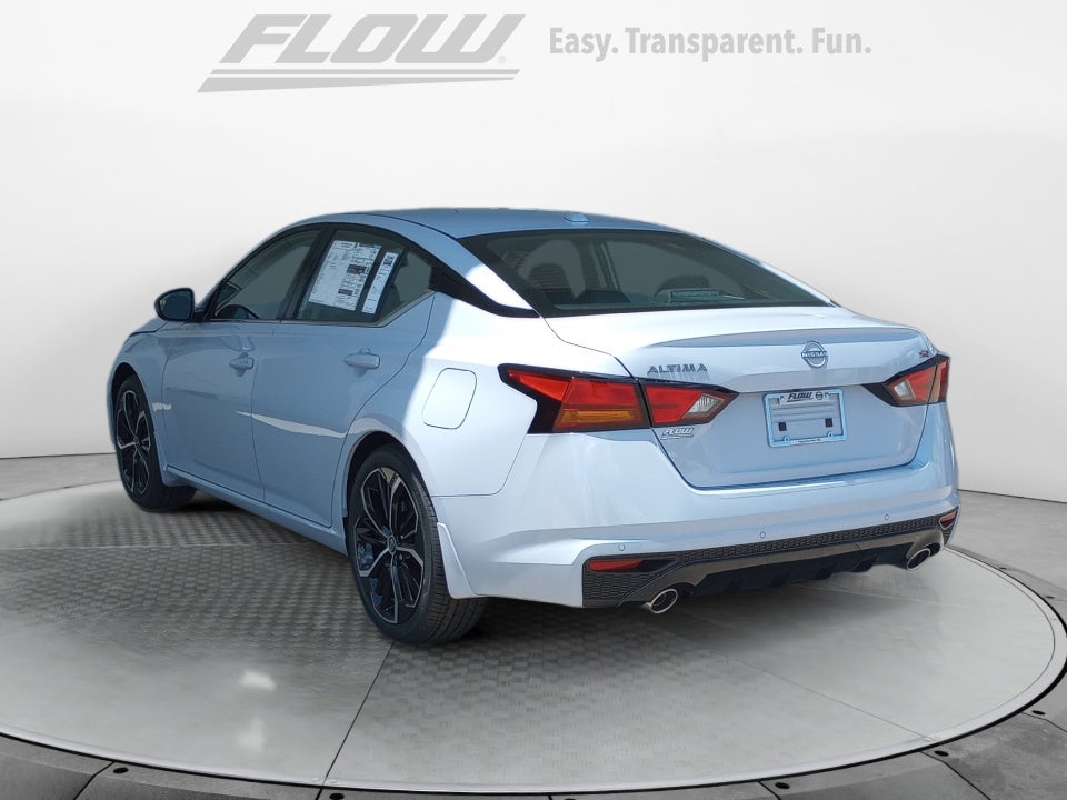 2025 Nissan Altima SR FWD