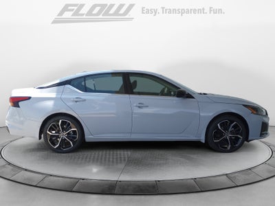 2025 Nissan Altima SR FWD