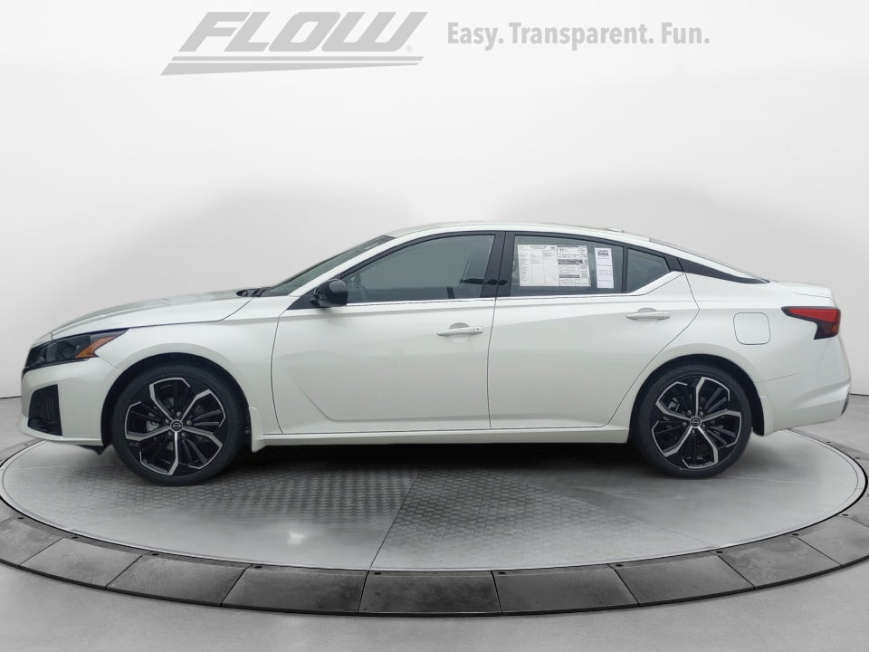 2025 Nissan Altima SR FWD