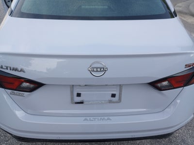 2025 Nissan Altima SR FWD