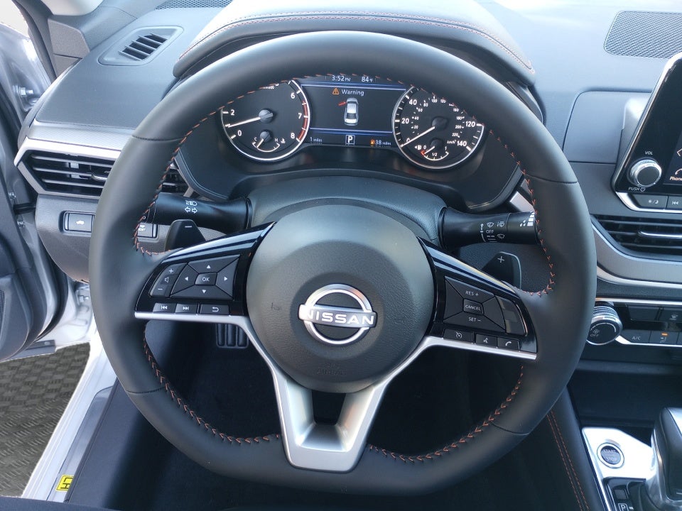 2025 Nissan Altima SR FWD