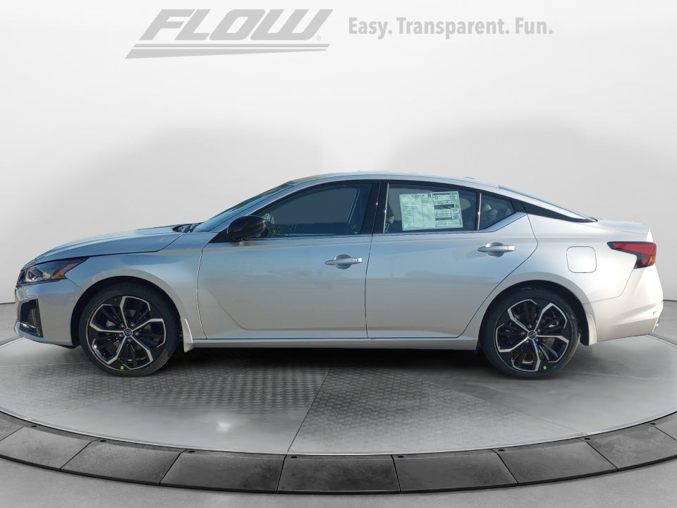 2025 Nissan Altima SR FWD