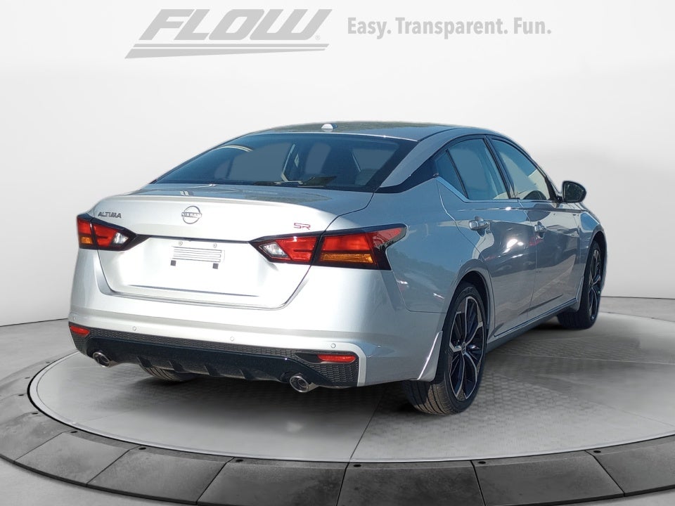 2025 Nissan Altima SR FWD