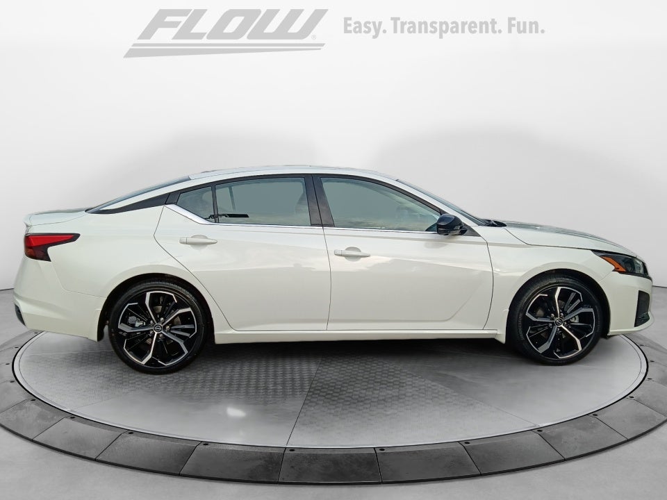 2026 Nissan Altima SR FWD