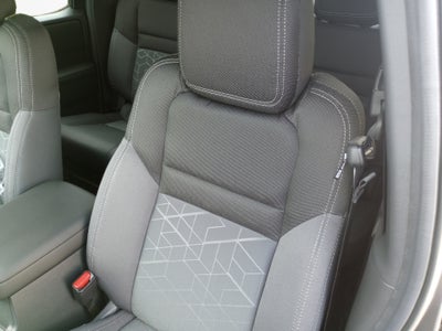 2026 Nissan Frontier Crew Cab SV 4x2