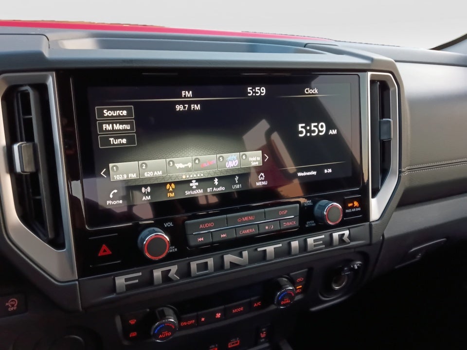 2025 Nissan Frontier SV