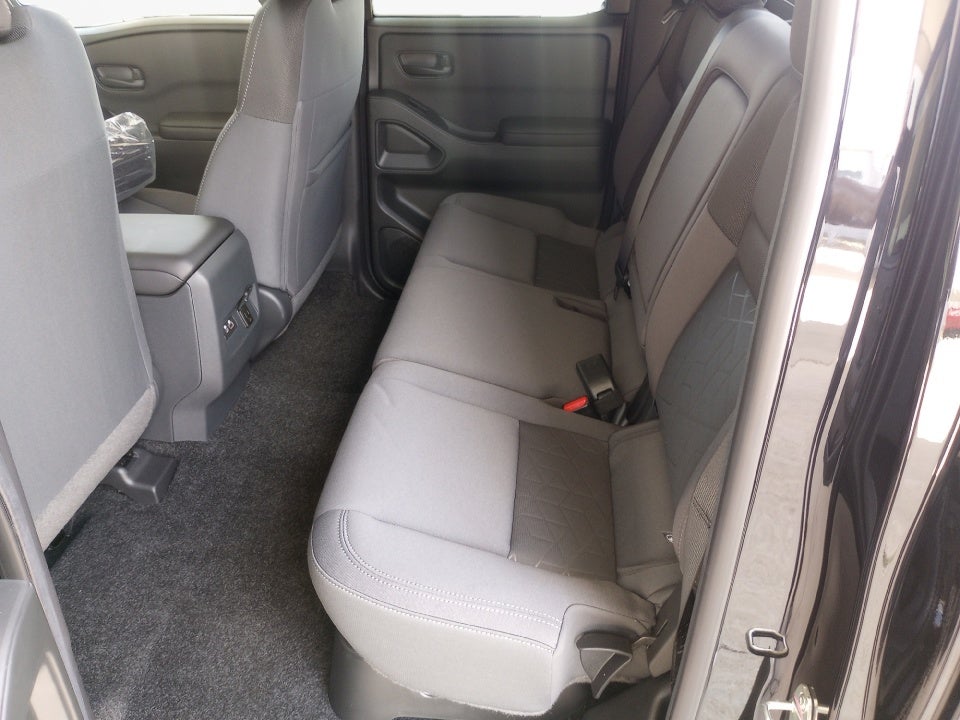 2026 Nissan Frontier Crew Cab SV 4x2