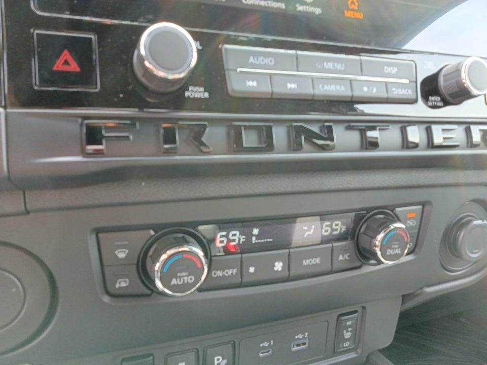 2026 Nissan Frontier Crew Cab SV 4x2