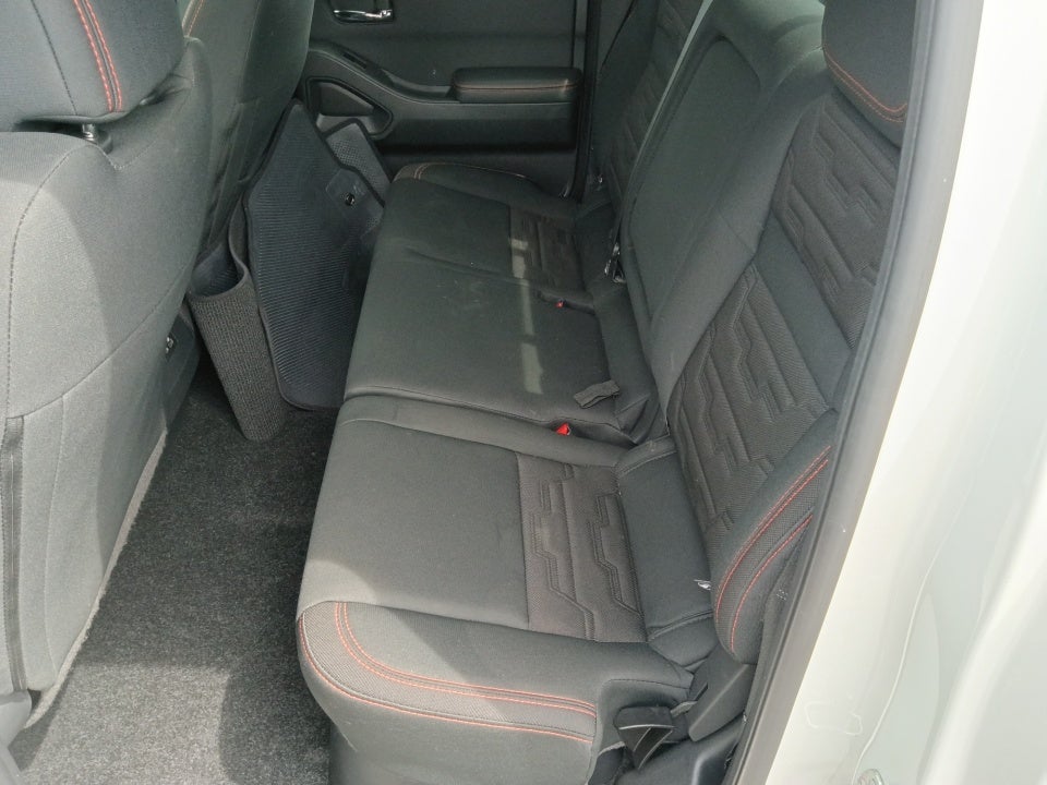 2024 Nissan Frontier Crew Cab PRO-X 4x2