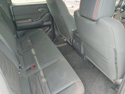 2024 Nissan Frontier Crew Cab PRO-X 4x2