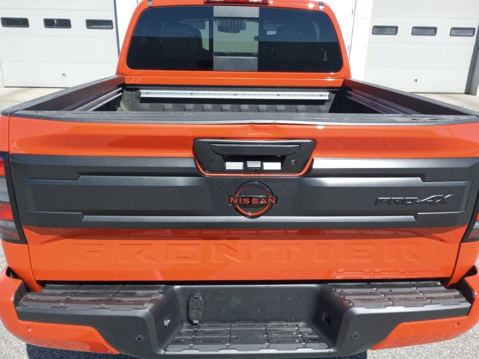 2026 Nissan Frontier Crew Cab PRO-4X 4x4