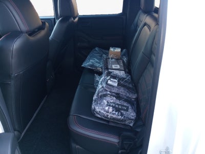 2026 Nissan Frontier Crew Cab PRO-4X 4x4