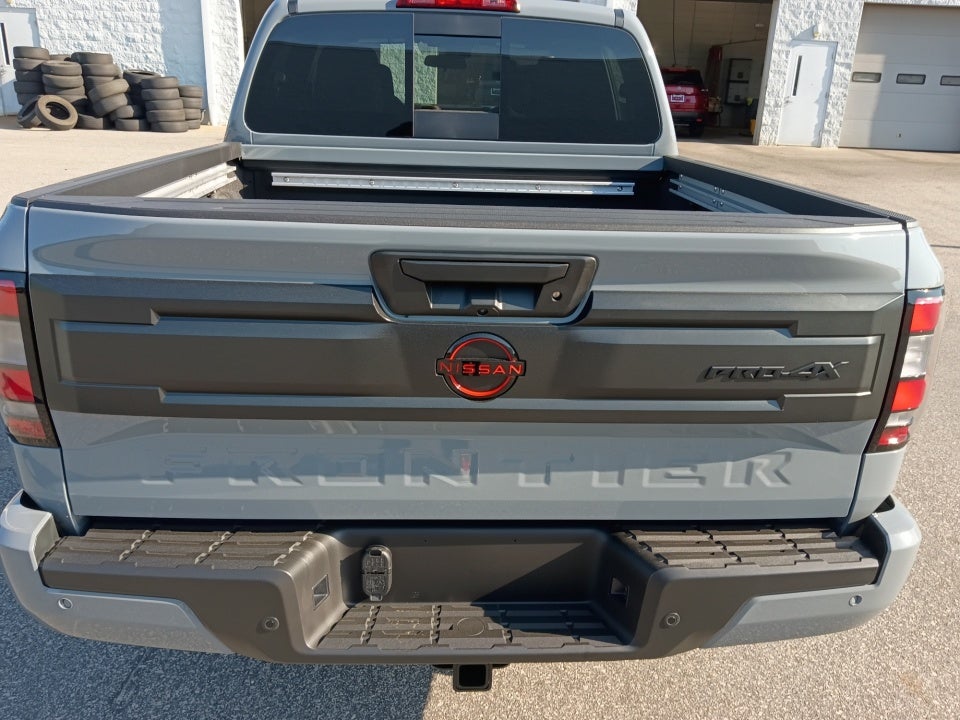2026 Nissan Frontier Crew Cab PRO-4X 4x4