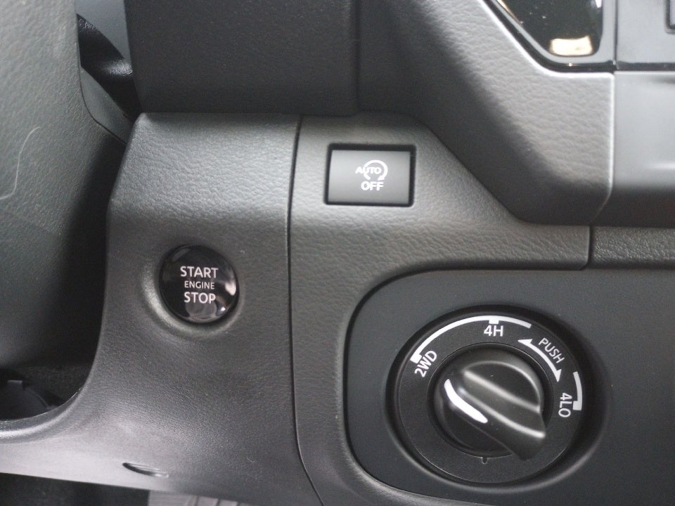 2026 Nissan Frontier Crew Cab PRO-4X 4x4