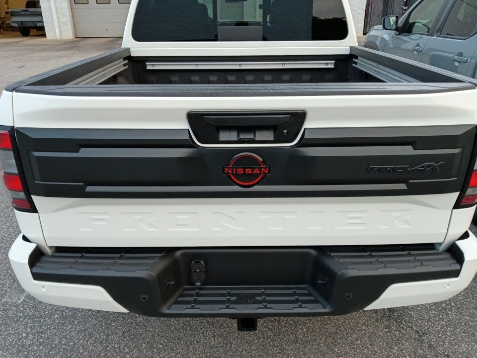 2026 Nissan Frontier Crew Cab PRO-4X 4x4