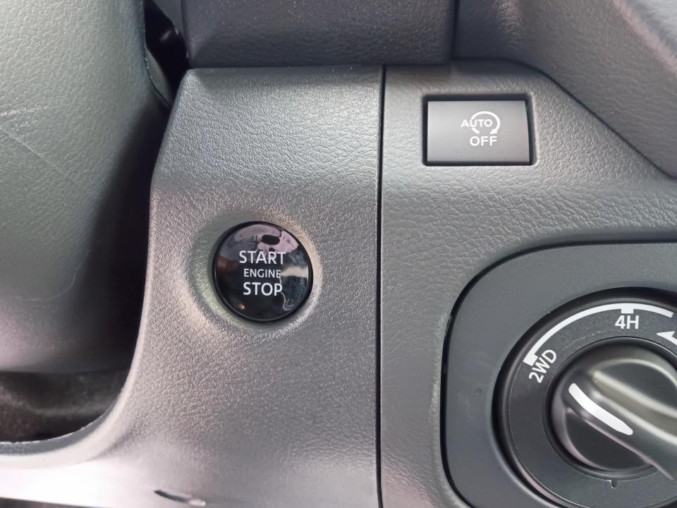 2027 Nissan Frontier SV