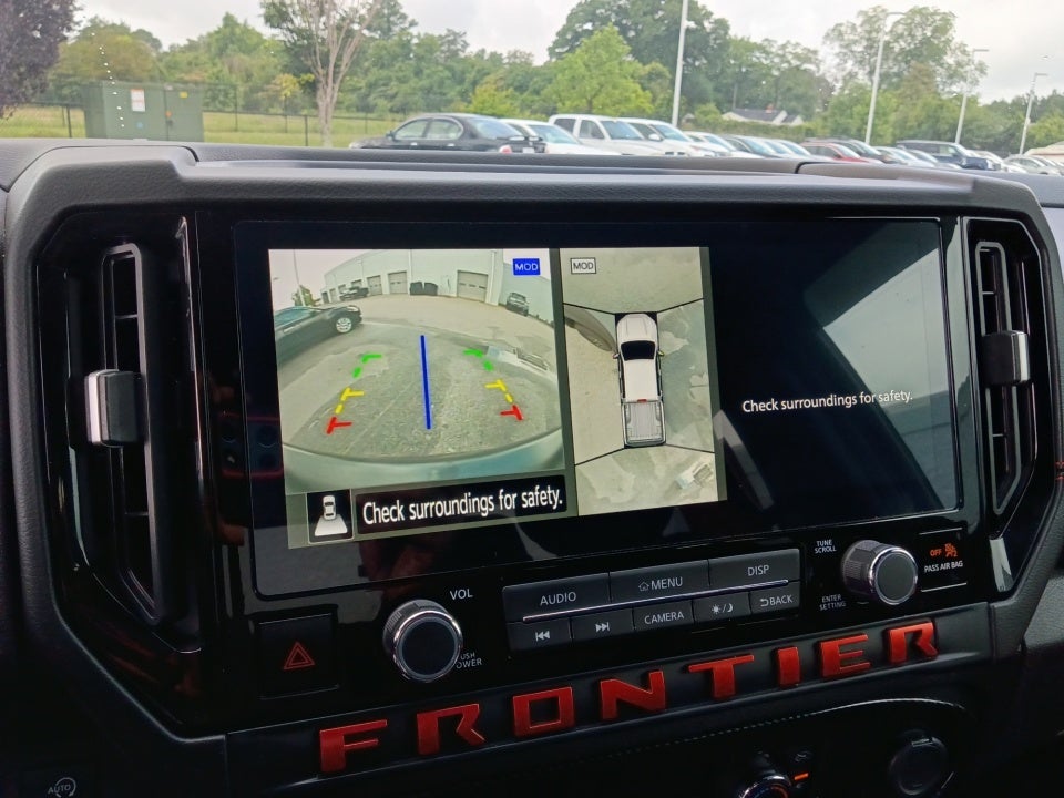 2025 Nissan Frontier Crew Cab PRO-4X 4x4