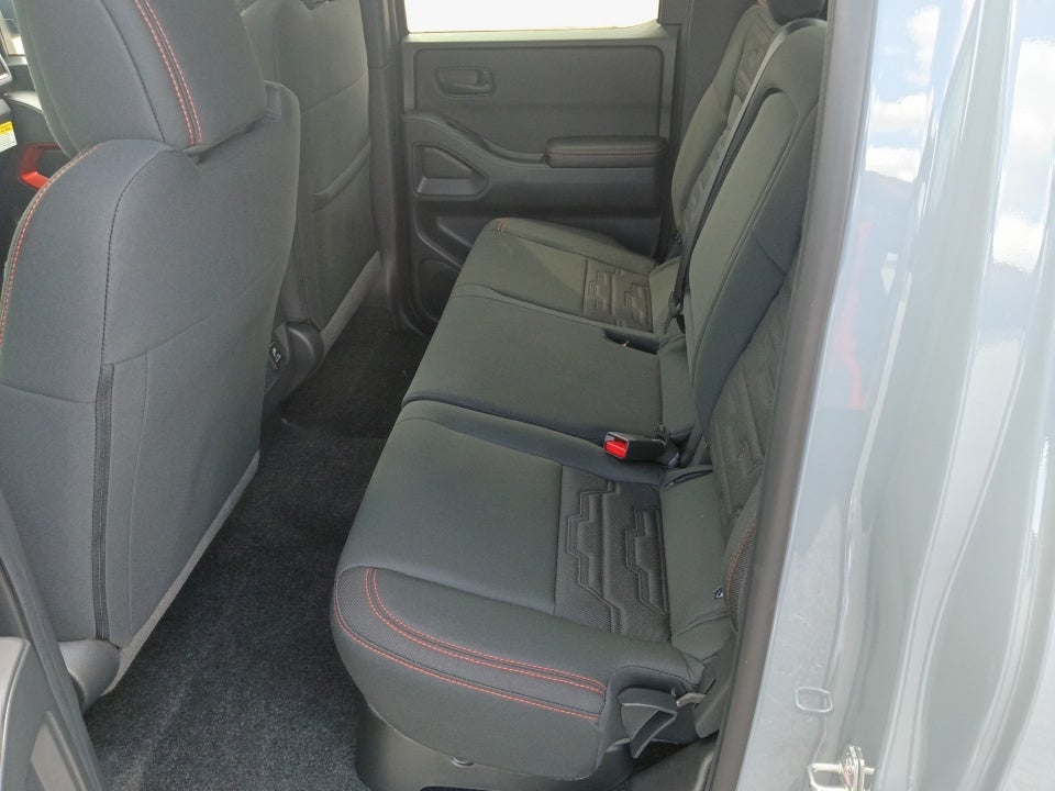 2026 Nissan Frontier Crew Cab PRO-4X 4x4
