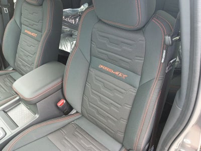 2026 Nissan Frontier Crew Cab PRO-4X 4x4