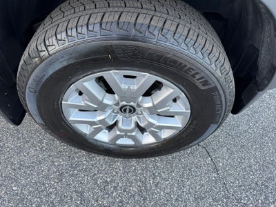 2023 Nissan Frontier Crew Cab Long Bed SV 4x4