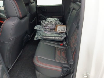 2026 Nissan Frontier Crew Cab Long Bed PRO-4X 4x4