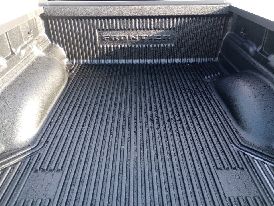 2026 Nissan Frontier Crew Cab Long Bed PRO-4X 4x4