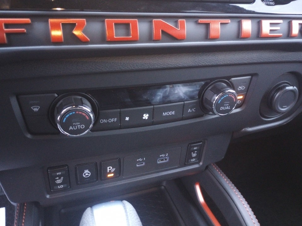 2026 Nissan Frontier Crew Cab Long Bed PRO-4X 4x4