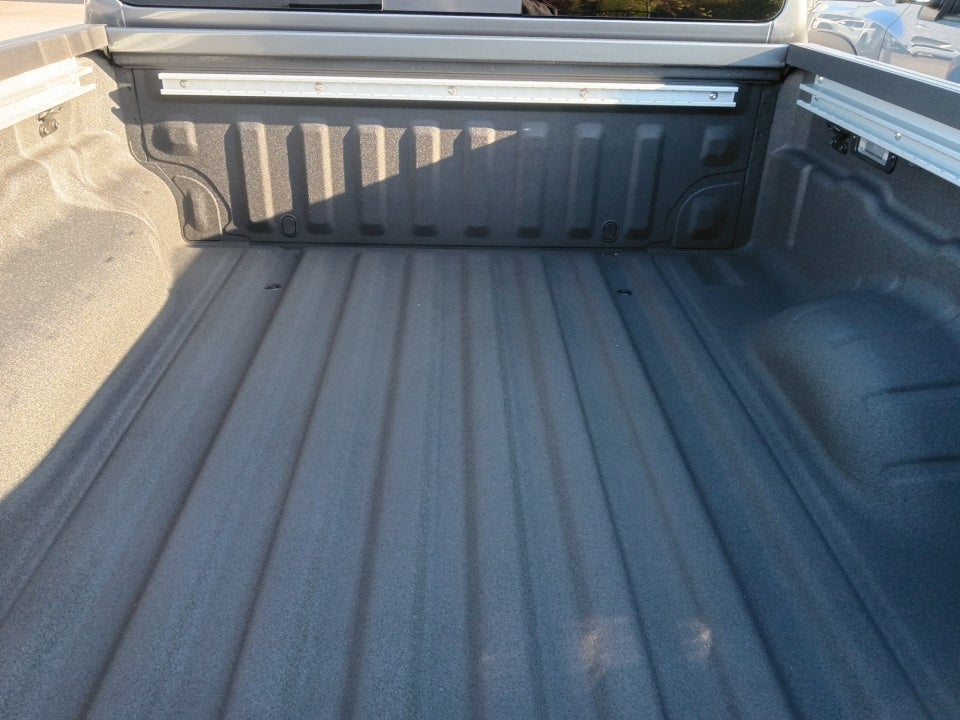 2026 Nissan Frontier Crew Cab Long Bed PRO-4X 4x4