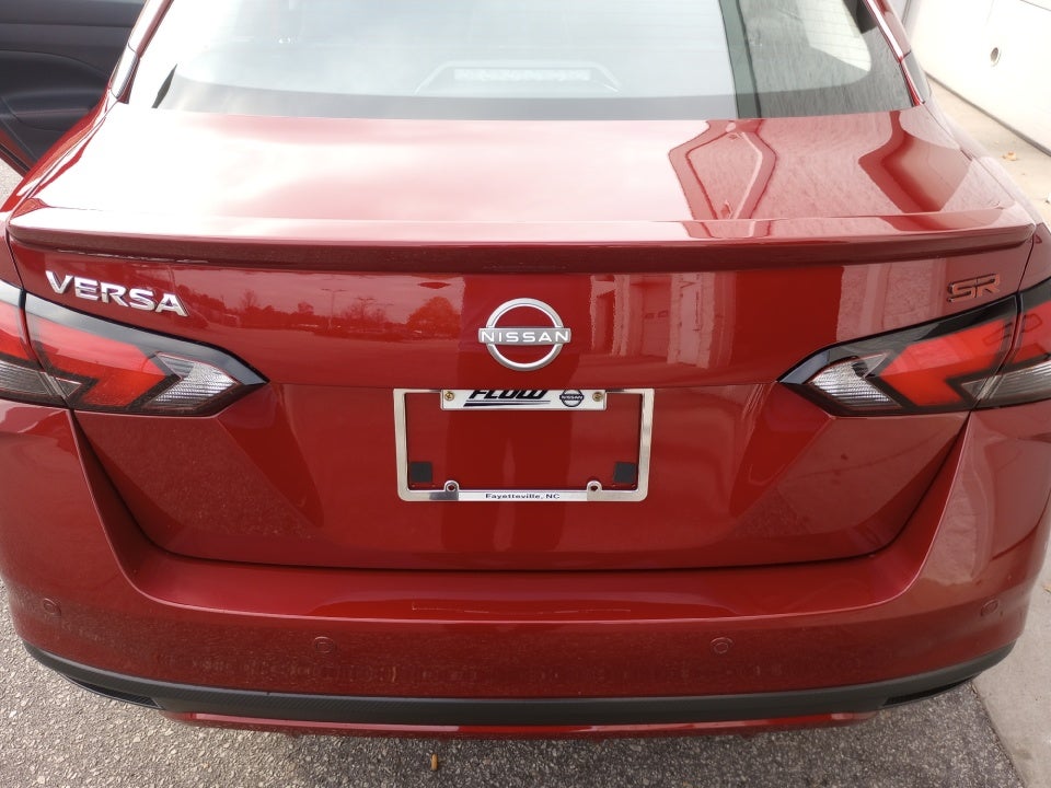 2025 Nissan Versa 1.6 SR