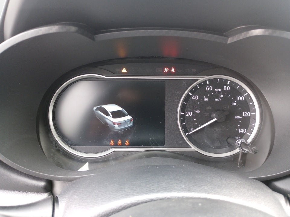 2025 Nissan Versa 1.6 SR