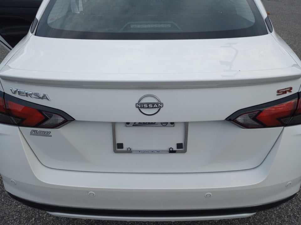 2025 Nissan Versa 1.6 SR