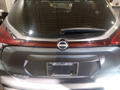 2023 Nissan Kicks S Xtronic CVT