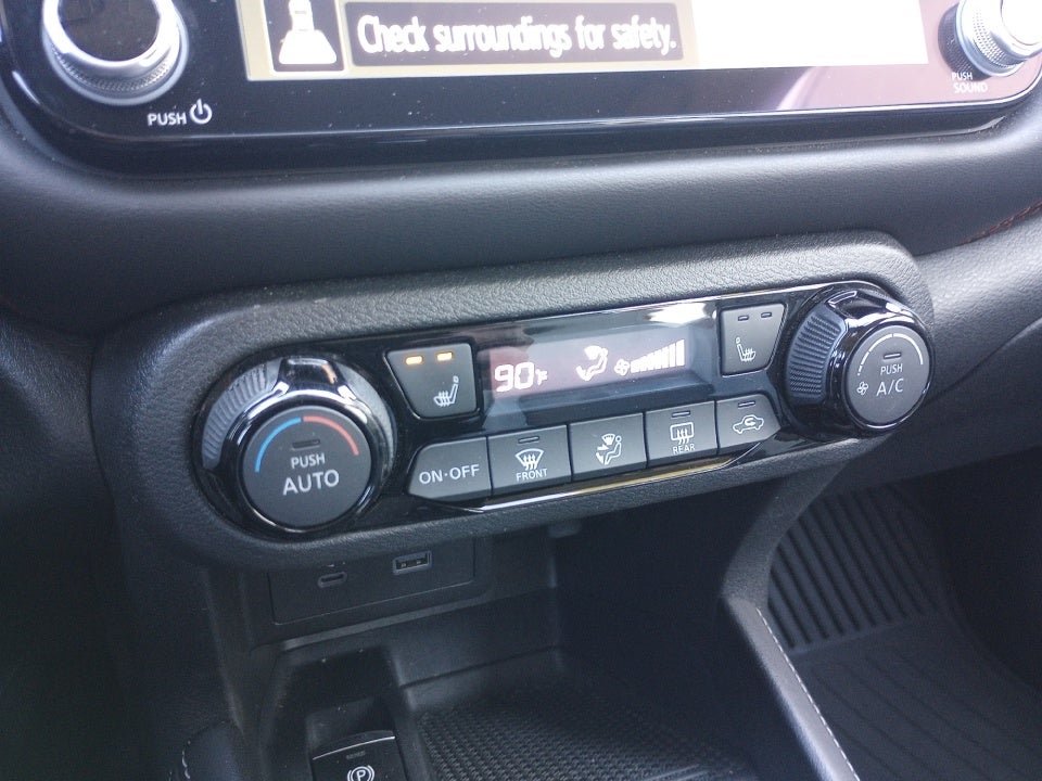 2023 Nissan Kicks SR Xtronic CVT