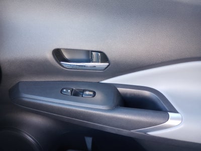 2023 Nissan Kicks SR Xtronic CVT