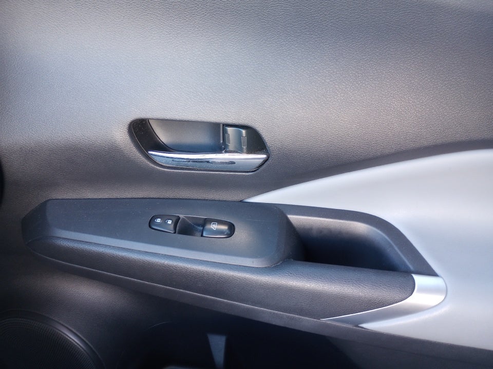 2023 Nissan Kicks SR Xtronic CVT