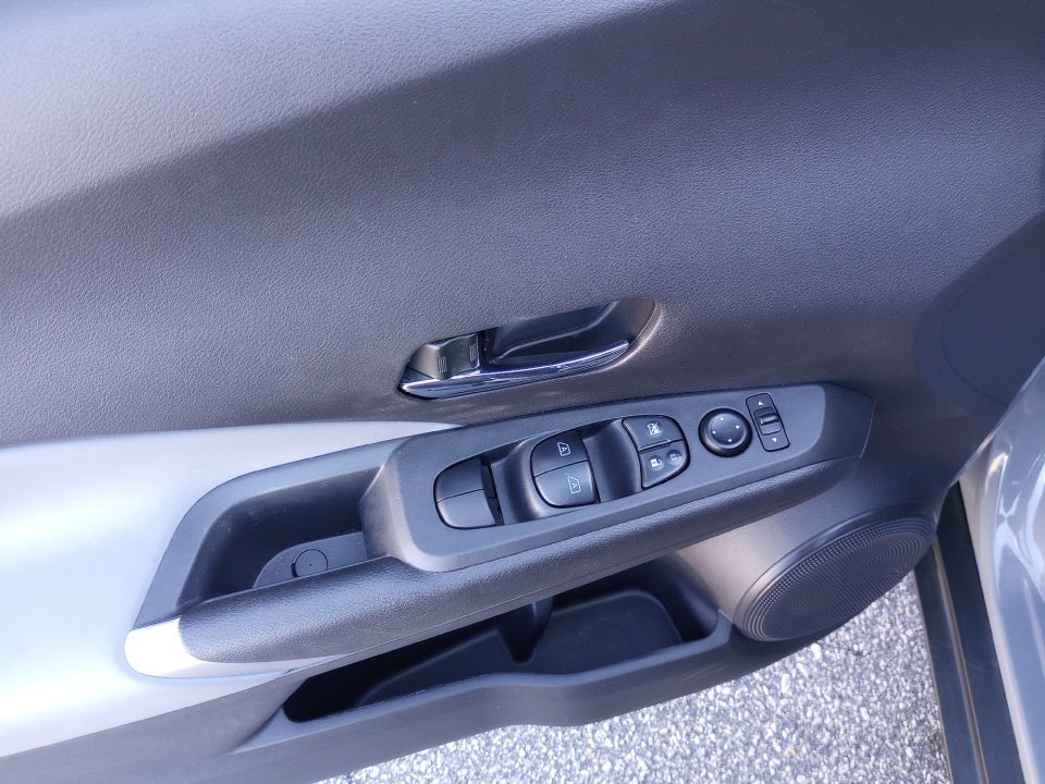 2023 Nissan Kicks SR Xtronic CVT