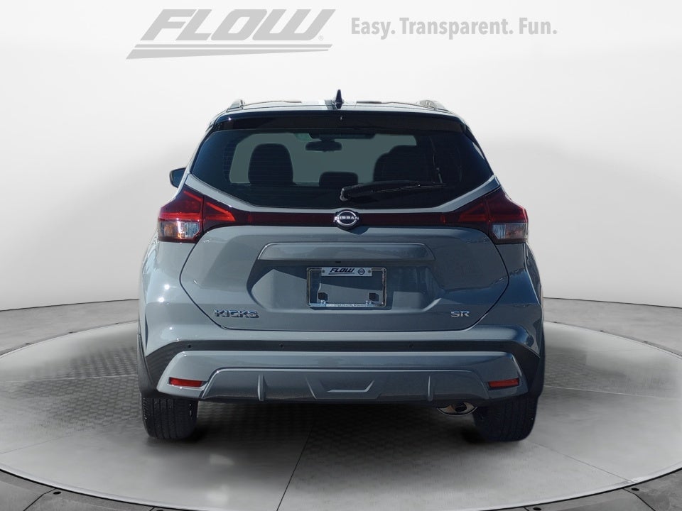 2023 Nissan Kicks SR Xtronic CVT