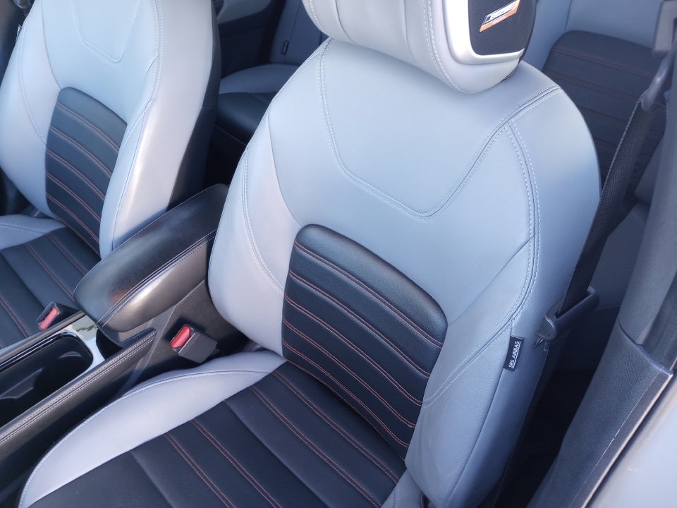 2023 Nissan Kicks SR Xtronic CVT