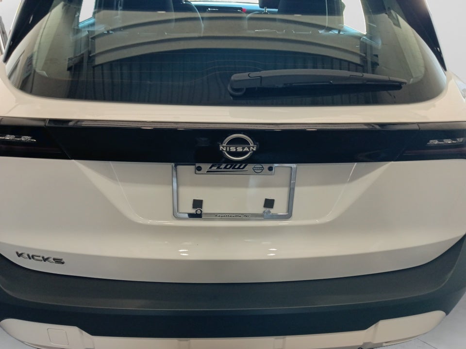 2027 Nissan Kicks S